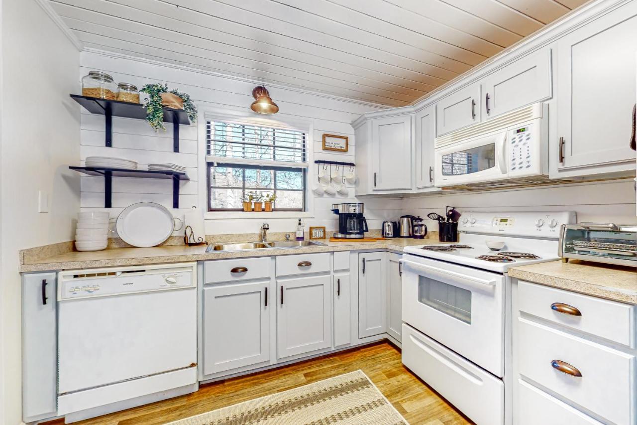 Creekside Cottage Блэрсвилл Экстерьер фото